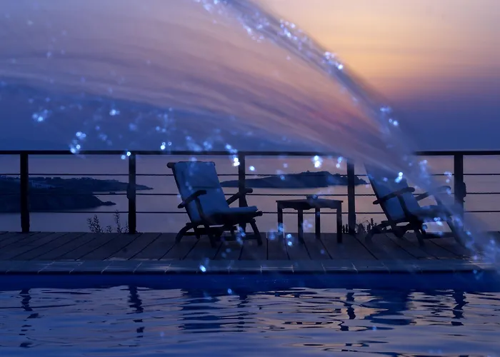 ثارو أوف ميكونوس بوتيك