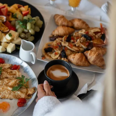 Tharroe Of Mykonos Boutique Hotel